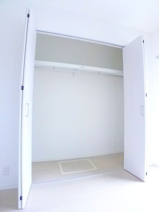 物件内観写真11　(収納)