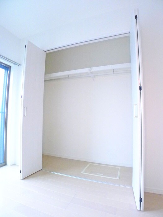 物件内観写真11　(収納)