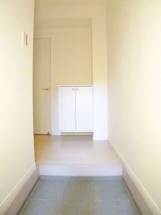 物件内観写真17　(玄関)