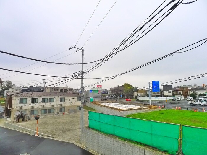 物件内観写真22　(室内からの展望)