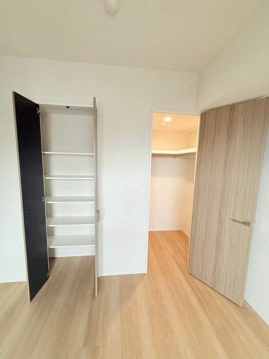 物件内観写真9　(収納)