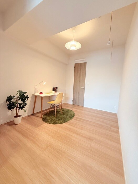 物件内観写真9　(居室)