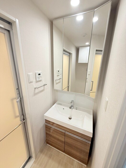 物件内観写真13　(洗面)