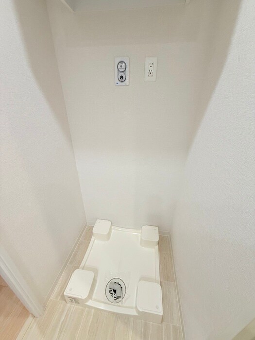 物件内観写真14　(洗濯機置場)