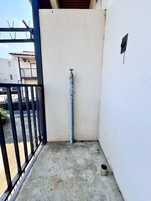 物件内観写真11　(洗濯機置場)