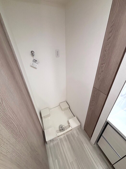 物件内観写真15　(洗濯機置場)