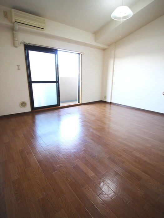 物件内観写真6　(居室)