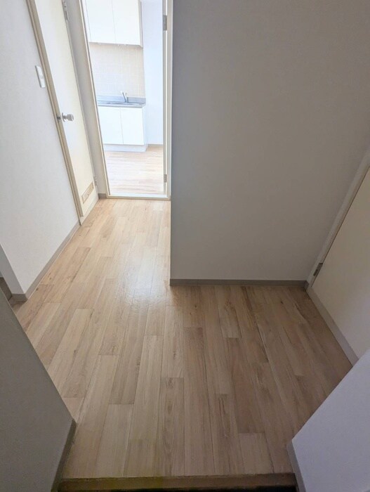 物件内観写真15　(廊下)