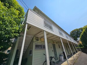 ｴｽﾃｰﾄﾋﾟｱGREEN西山A外観写真