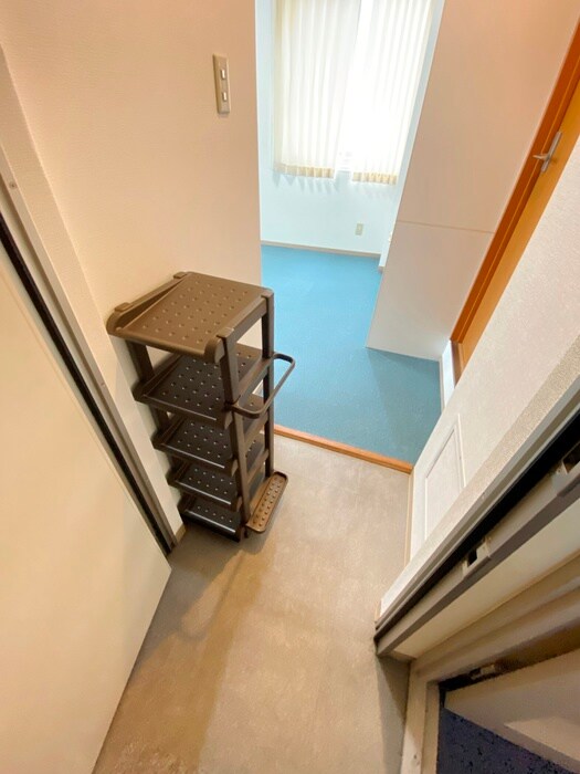 物件内観写真17　(玄関)