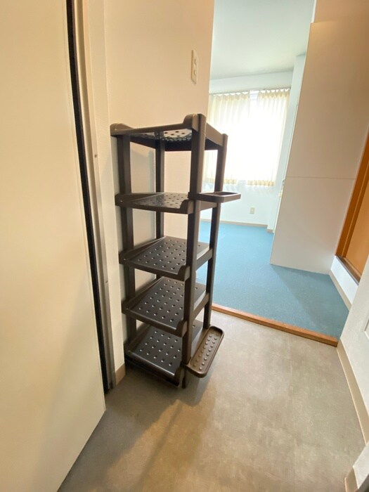 物件内観写真18　(玄関)