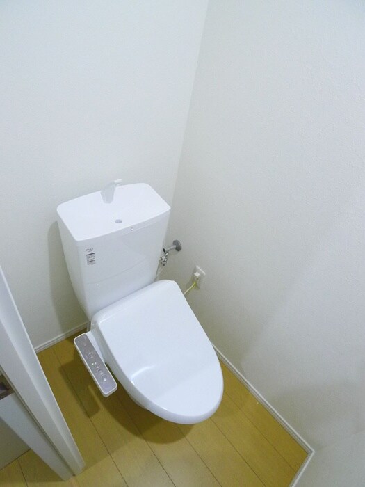 物件内観写真13　(トイレ)