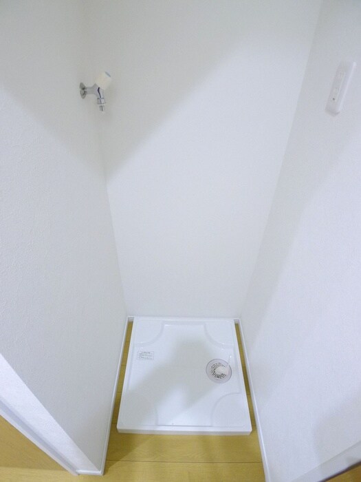 物件内観写真20　(洗濯機置場)