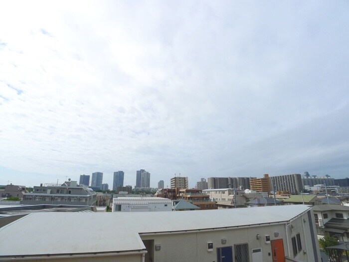 物件内観写真21　(室内からの展望)