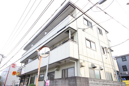 クレア大和外観写真