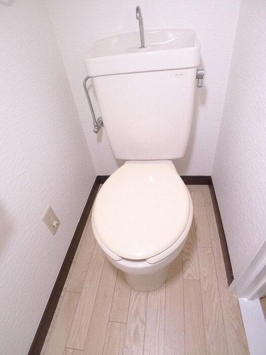 物件内観写真13　(トイレ)