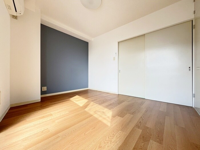 物件内観写真10　(居室)