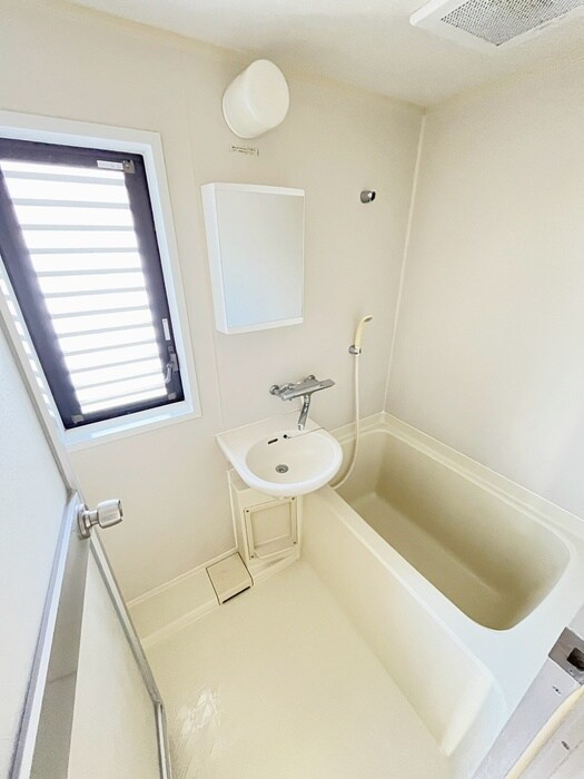 物件内観写真13　(バス／シャワールーム等)