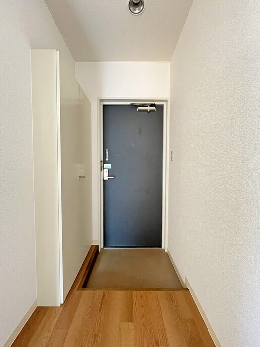 物件内観写真20　(玄関)