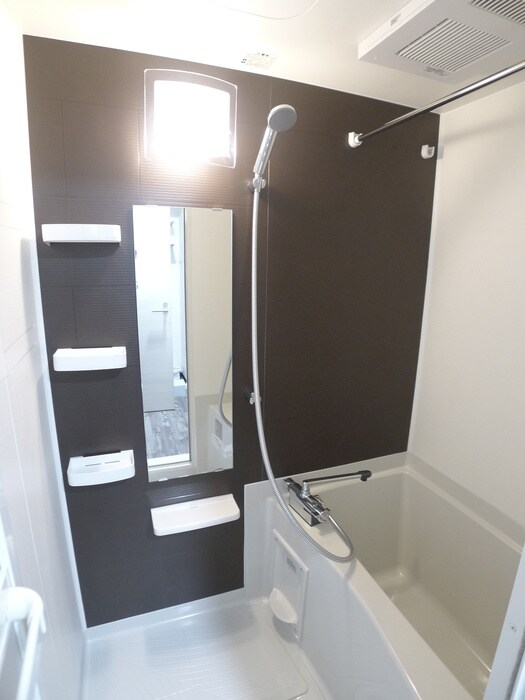 物件内観写真8　(バス／シャワールーム等)