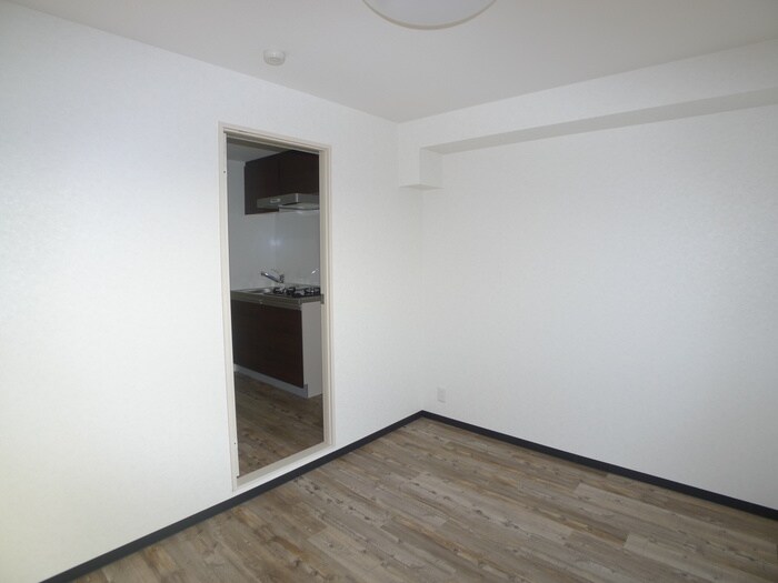 物件内観写真12　(居室)