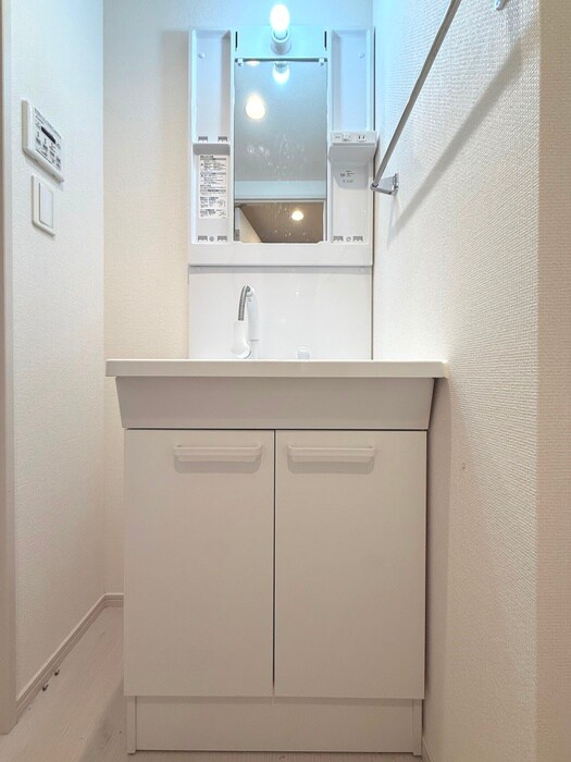 物件内観写真14　(洗面)