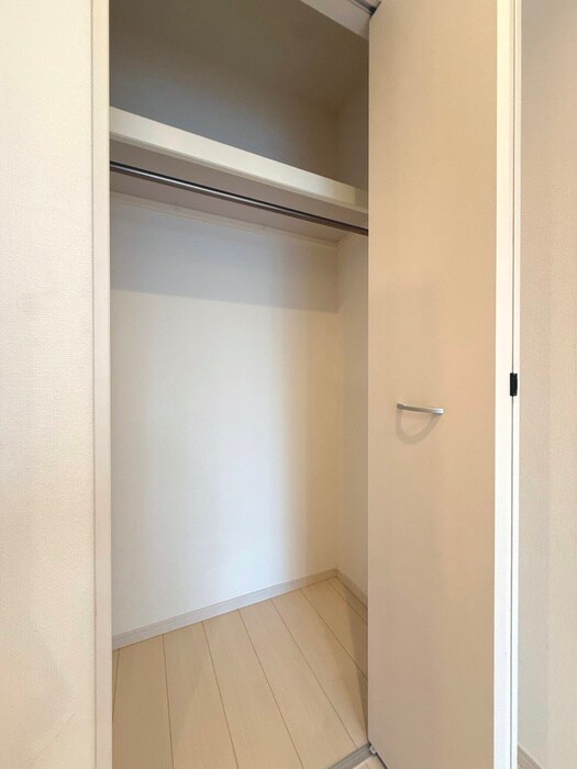 物件内観写真16　(収納)