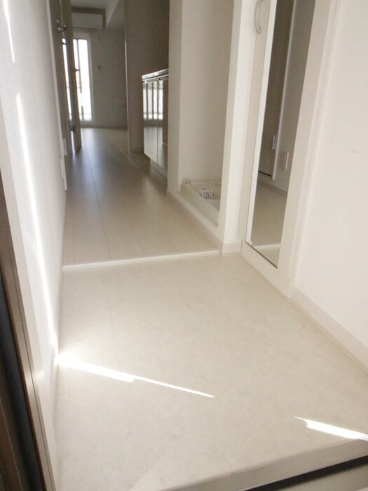 物件内観写真19　(廊下)