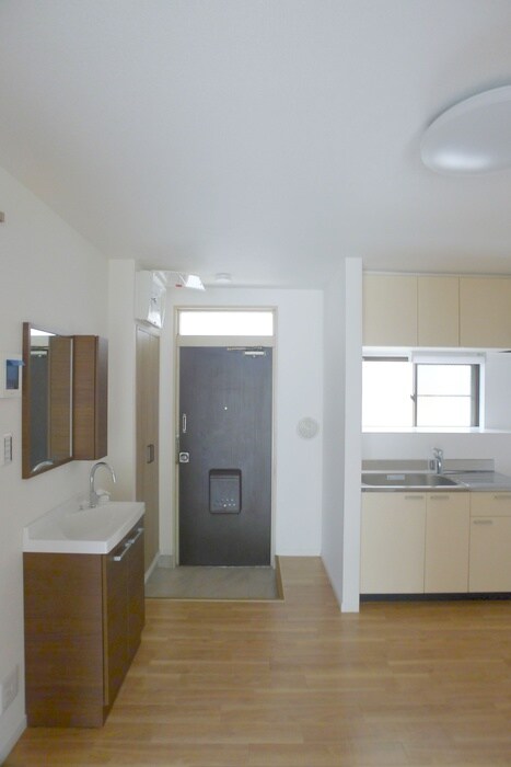 物件内観写真15　(廊下)