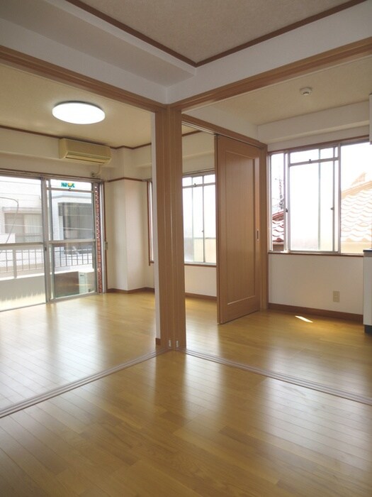 物件内観写真9　(居室)