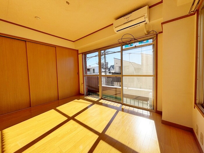 物件内観写真9　(居室)