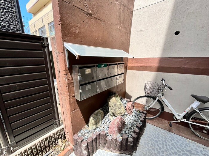 物件外観写真4　(建物設備)