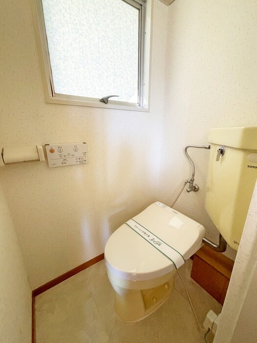 物件内観写真13　(トイレ)