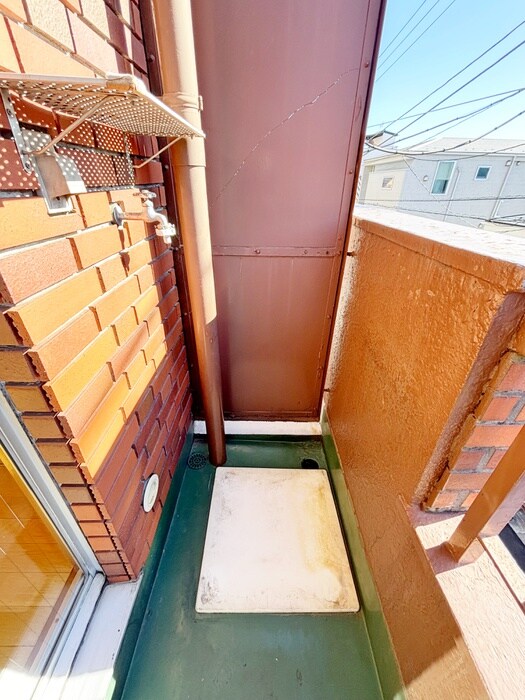 物件内観写真17　(洗濯機置場)