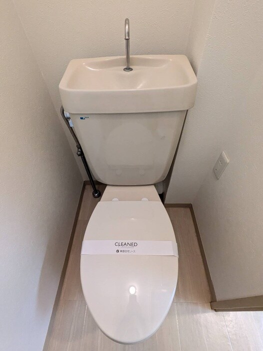 物件内観写真11　(トイレ)