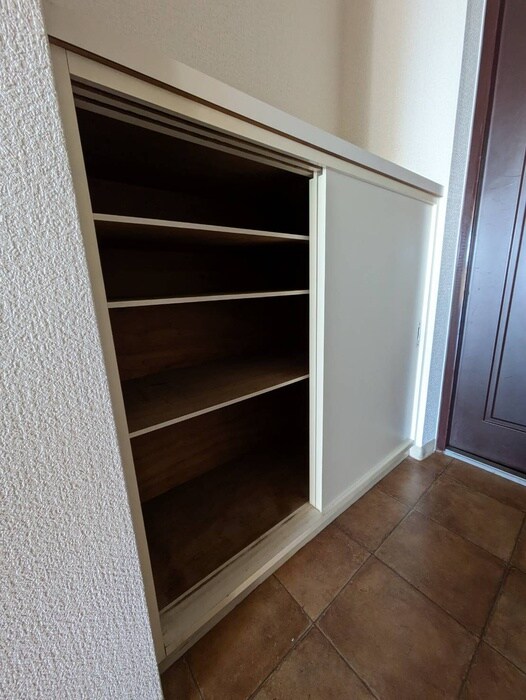 物件内観写真17　(靴箱)