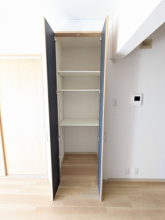 物件内観写真20　(収納)