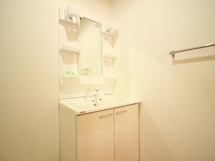 物件内観写真11　(洗面)