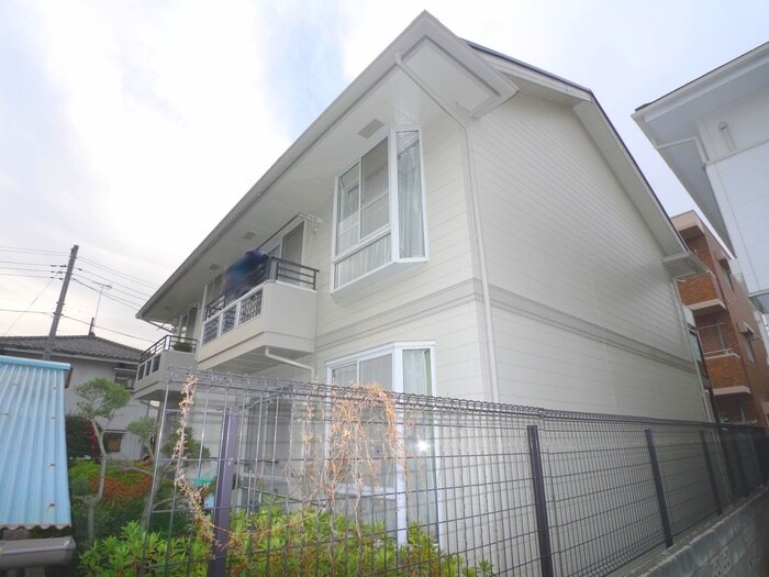 ベ－スシャロ－ムの物件外観写真