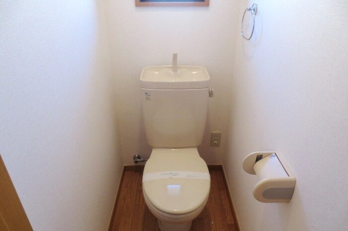 物件内観写真11　(トイレ)