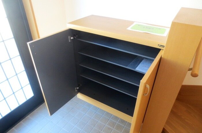 物件内観写真17　(靴箱)