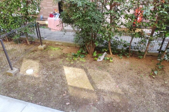 物件内観写真22　(室内からの展望)