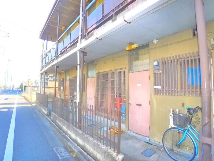 物件外観写真3　(周辺環境)