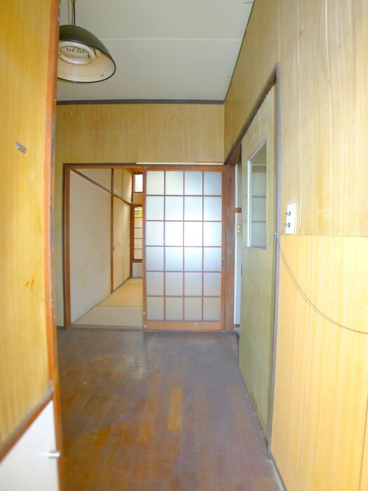 物件内観写真18　(廊下)
