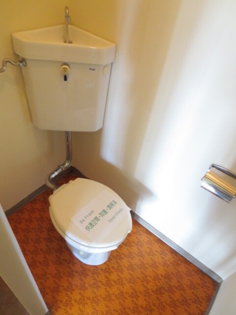 物件内観写真14　(トイレ)