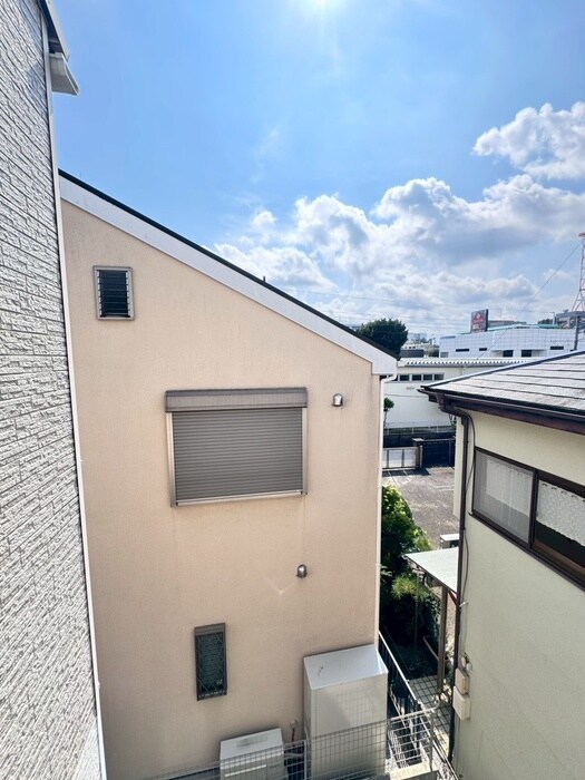 物件内観写真15　(室内からの展望)