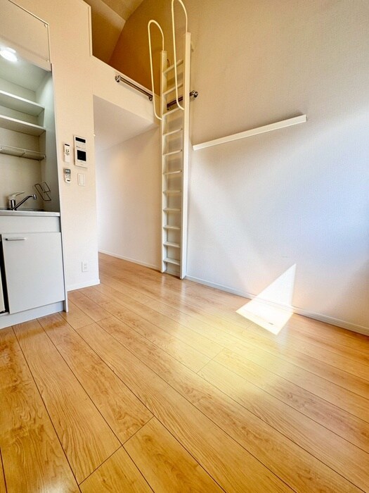 物件内観写真17　(居室)