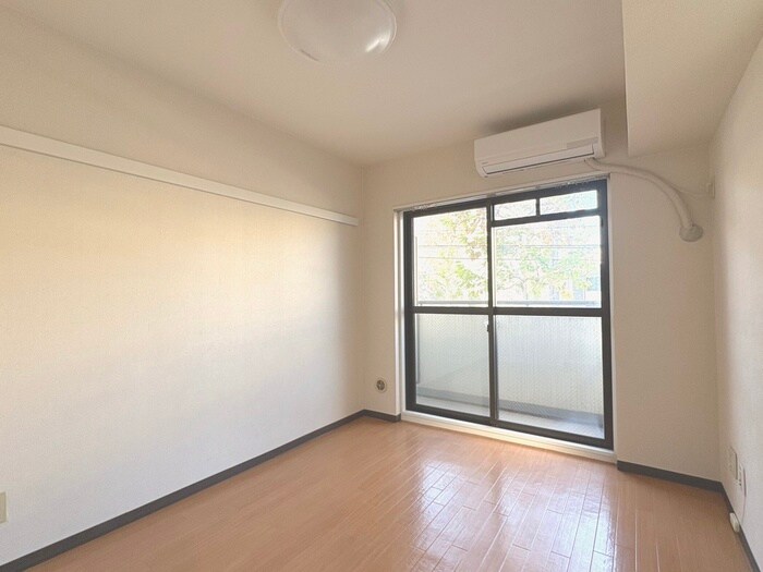 物件内観写真21　(居室)