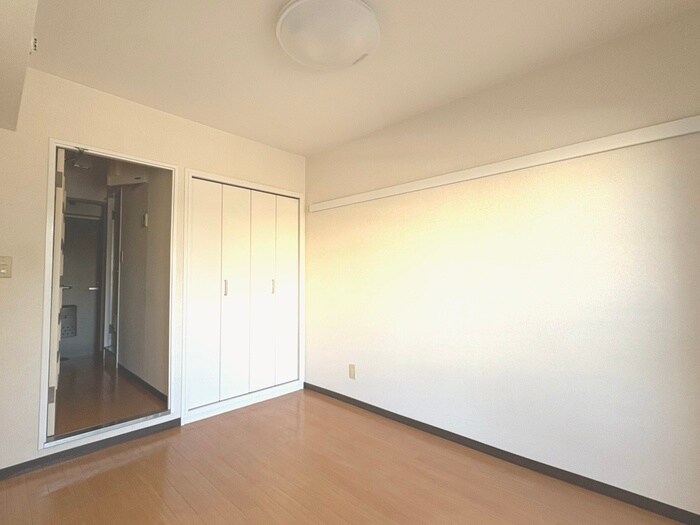 物件内観写真22　(居室)