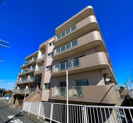 リバーヒルズマンション外観写真